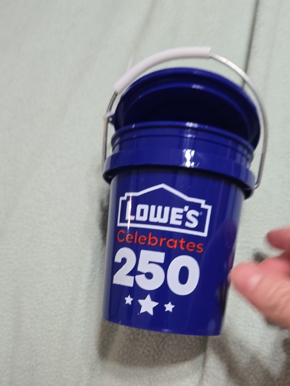 Lowes America 250 Mini Bucket